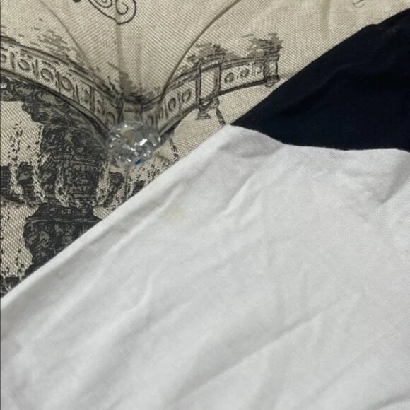 Chelsea & Theodore 3/4 Sleeve Asymmetrical Hem Top - Picture 6 of 8